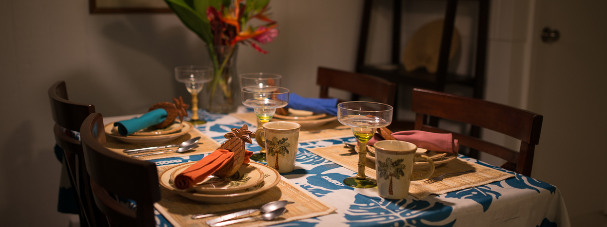 http://www.wailukuhouse.com/wp-content/uploads/2012/09/Garden-Ohana-Dining-1250-x-467.jpg